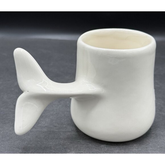 Doug Wylie Signed Whale Tail Handle Glazed Pottery Mug 2012 - Picture 3 of 7